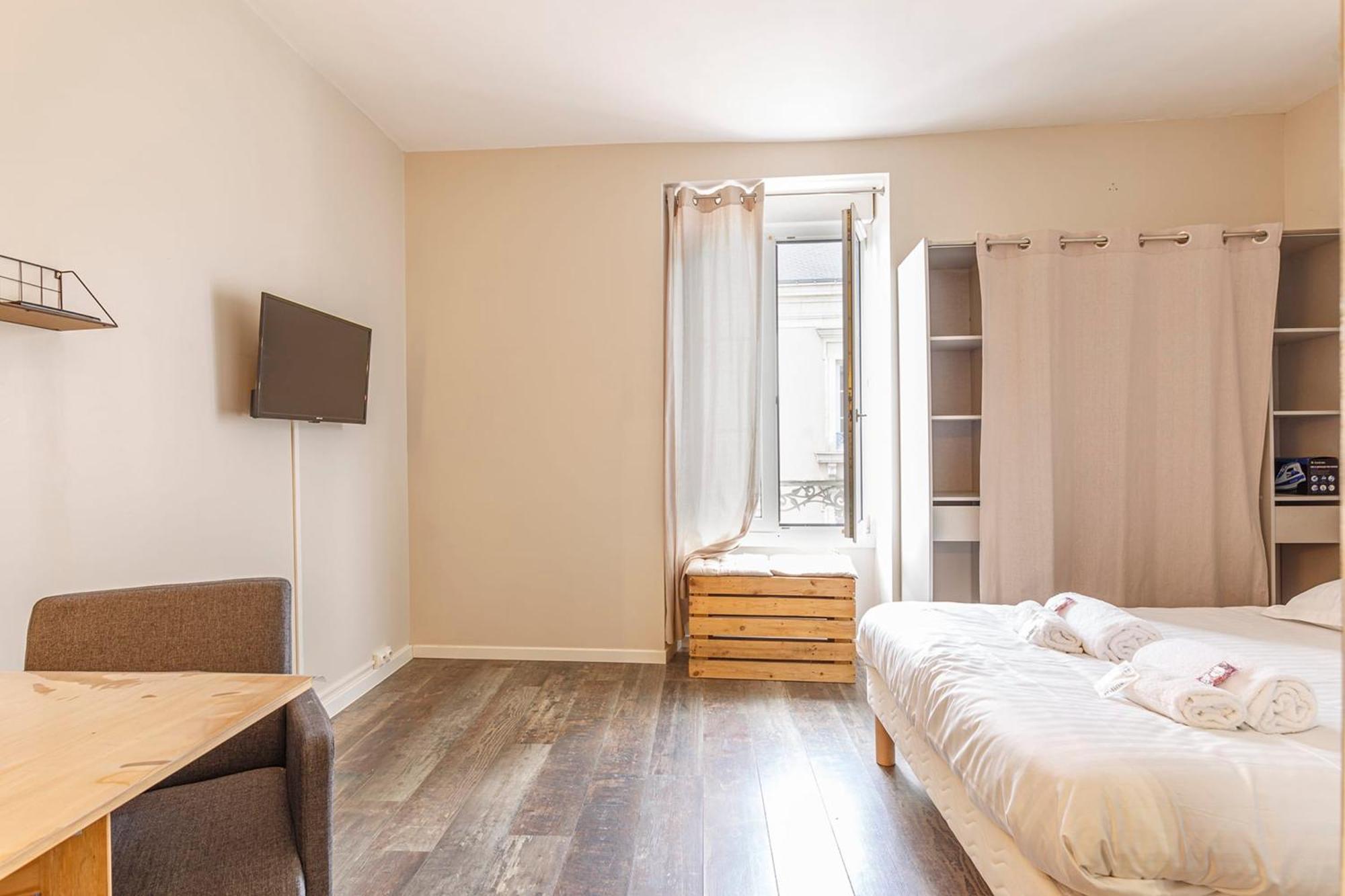 Апартаменты Le Garnier - Studio Au Coeur De La Doutre Анже Экстерьер фото